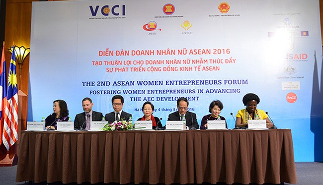Unternehmerinnen in Entwicklung der ASEAN-Wirtschaftsgemeinschaft fördern - ảnh 1