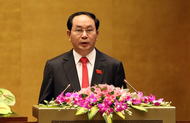 Staatspräsident Tran Dai Quang beginnt Staatsbesuch in Laos - ảnh 1