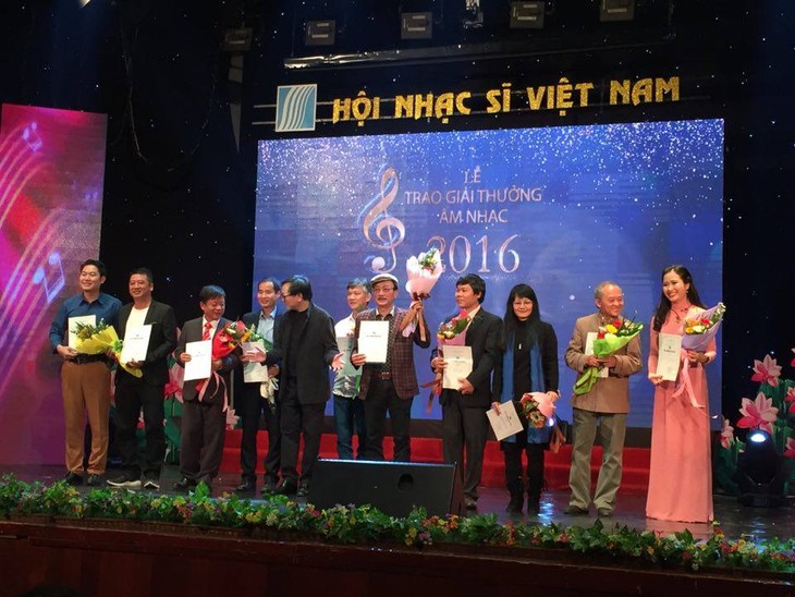 Vietnamesischer Komponistenverband verleiht Musikpreis 2016 - ảnh 1