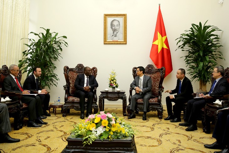 Vietnam ist bereit für Austausch der Erfahrungen in Telekommunikation mit Angola - ảnh 1