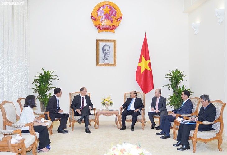 Premierminister Nguyen Xuan Phuc empfängt deutschen Botschafter Christian Berger - ảnh 1