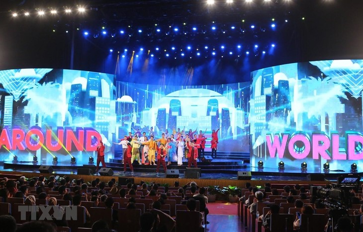 ASEAN-Japan-Musikfestival richtet sich nach einer friedlichen Welt in der neuen Zeit - ảnh 1