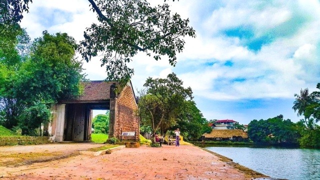 Altes Dorf Duong Lam ist offiziell ein Touristenziel Hanois geworden - ảnh 1