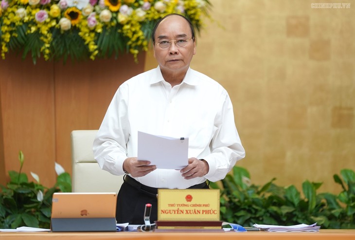 Premierminister Nguyen Xuan Phuc äußert Beileid an Familien der Opfer im Lastwagen in Großbritannien - ảnh 1