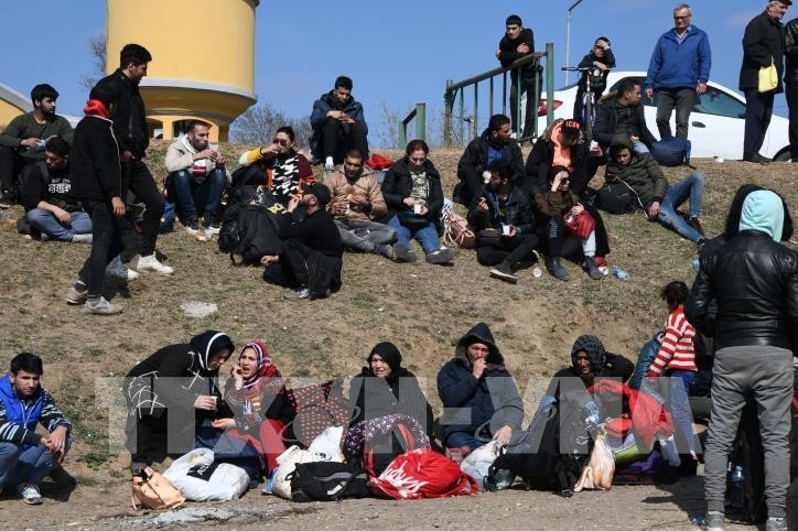 Europa steckt in einer neuen Flüchtlingskrise – weitere Schwierigkeiten - ảnh 1