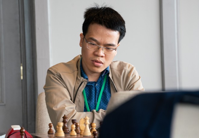 Le Quang Liem besiegt Schachweltmeister Radjabov  - ảnh 1