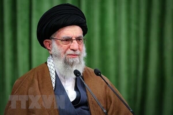Irans Revolutionsführer erklärt Vergeltung gegen USA - ảnh 1