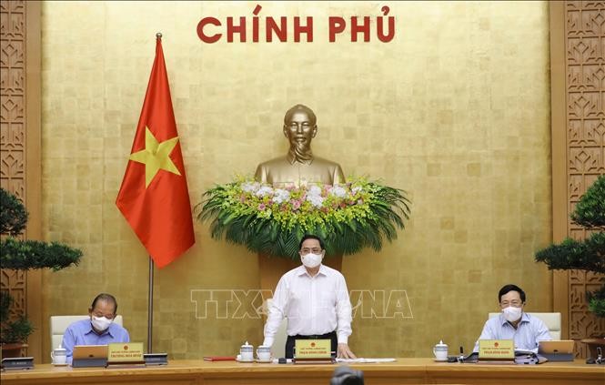 Premierminister Pham Minh Chinh leitet Regierungssitzung für April 2021 - ảnh 1