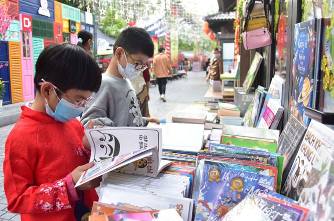 Hanoi gründet zehn Bibliotheken und Bücherschränke 2021 - ảnh 1