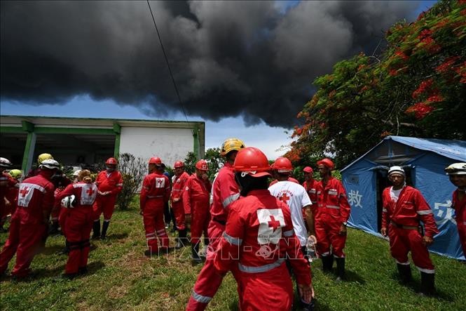 Brand in Öllager auf Kuba: Die Anzahl der Verletzten und Vermissten steigt - ảnh 1