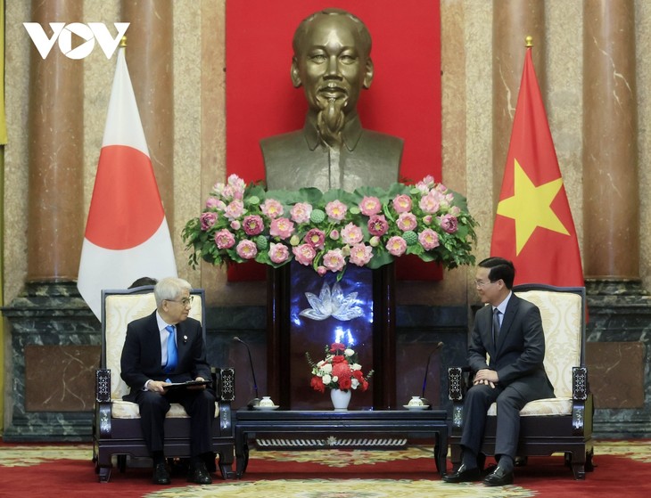Staatspräsident Vo Van Thuong trifft den Präsidenten des japanischen Senats Hidehisa - ảnh 1