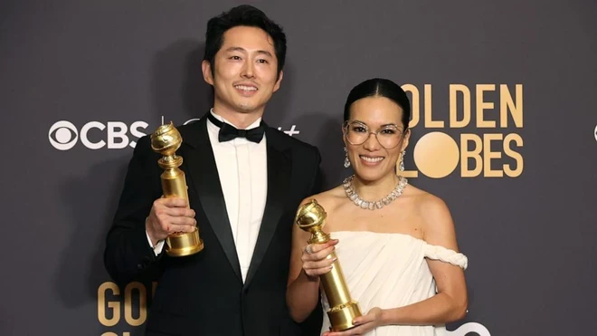 Hauptdarstellerin vietnamesischer Abstammung des Netflix-Films „Beef“ gewinnt Preis bei Golden Globes - ảnh 1