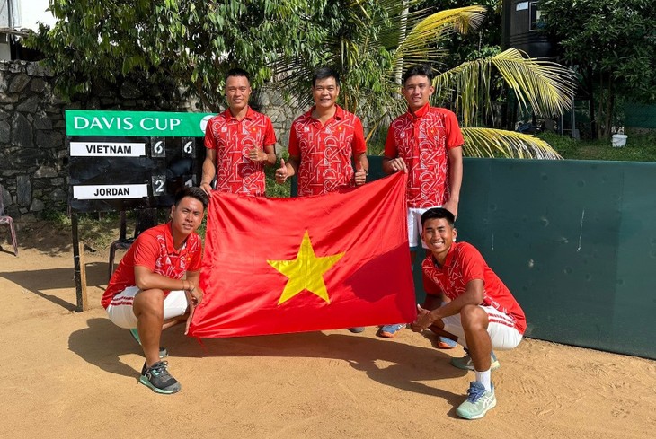 Vietnams Tennisteam ist bereit für Davis Cup-Qualifikationsrunde 2024 der Weltgruppe II - ảnh 1