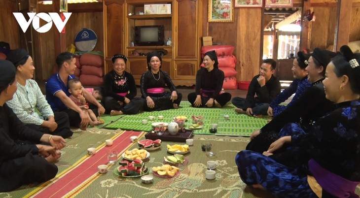 Volksgruppe der Tay im Kreis Bao Lam bewahrt den Luon Coi-Gesang - ảnh 1