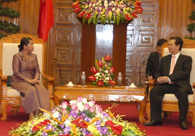 PM Vietnam Nguyen Tan Dung menerima Deputi PM Kamboja dan Deputi Menteri Pertahanan Laos - ảnh 1
