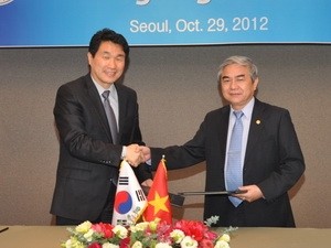 Republik Korea dan Vietnam menanda-tangani MoU tentang kerjasama ilmu pengetahuan dan teknologi - ảnh 1