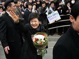  Ibu Park Geun-hye menjadi Presiden wanita pertama  Republik Korea - ảnh 1