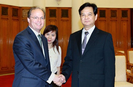 PM Nguyen Tan Dung menerima Wakil Presiden Bank Dunia - ảnh 1