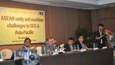 Lokakarya tentang solidaritas dalam ASEAN dan tantangan-tantangan maritim di Laut Timur - ảnh 1