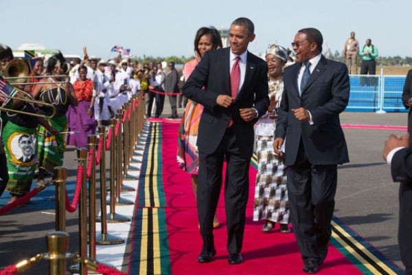 Presiden AS mengakhiri kunjungan di Afrika - ảnh 1
