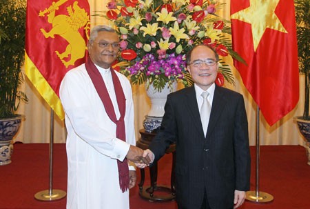 Ketua Parlemen Srilanka mengakhiri dengan baik kunjungan resmi di Vietnam - ảnh 1