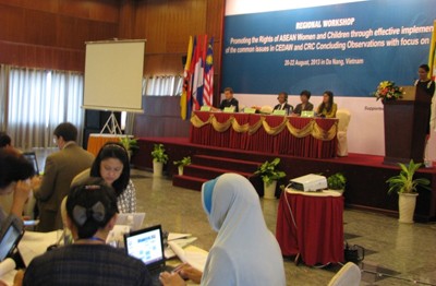Lokakarya regional tentang mendorong hak-hak kaum wanita dan anak-anak ASEAN - ảnh 1