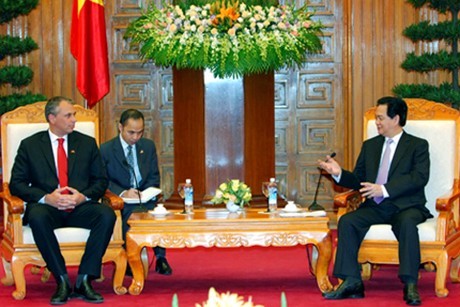 PM Vietnam, Nguyen Tan Dung menerima Gubernur negara bagian Australia Utara - ảnh 1