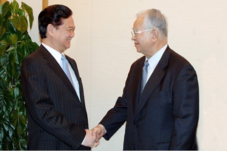 PM Vietnam, Nguyen Tan Dung memulai aktivitas-aktivitas dalam kunjungan resmi di Jepang - ảnh 1
