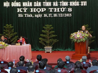 Ketua MN Vietnam, Nguyen Sinh Hung menghadiri Persidangan ke-8, Dewan Rakyat provinsi Ha Tinh - ảnh 1