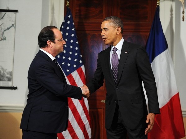 Presiden AS dan Perancis menegaskan hubungan sekutu yang erat. - ảnh 1