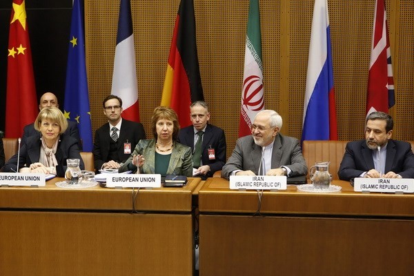 Iran dan Kelompok P5+1 memulai perundingan untuk mengusahakan solusi komprehensif terhadap masalah program nuklir Iran - ảnh 1