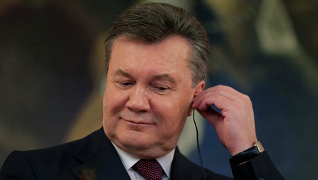 Presiden terpecat Ukraina melakukan jumpa pers di Rusia - ảnh 1