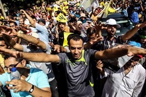 Mesir: Faksi Islam menyiapkan “gelombang revolusi ke-2” - ảnh 1