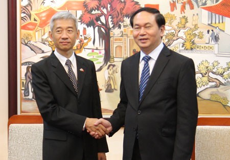 Menteri Keamanan Publik Tran Dai Quang menerima Dubes Tiongkok dan Dubes Thailand. - ảnh 1