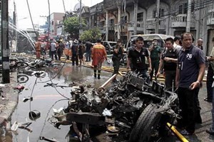  Serangan bom di Thailand Selatan menimbulkan banyak korban - ảnh 1
