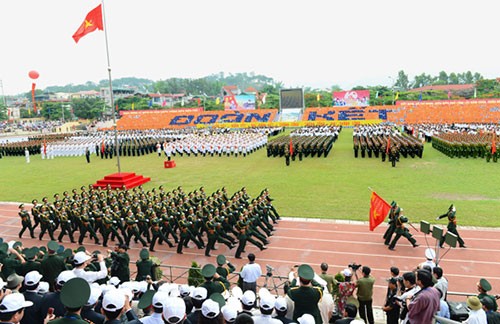 Aktivitas-aktivitas memperingati ultah ke-60 Kemenangan Dien Bien Phu - ảnh 1