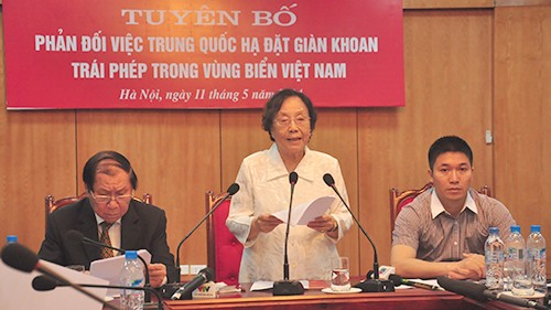 Dana Perdamaian dan Perkembangan Vietnam memprotes Tiongkok menempatkan anjungan pengeboran secara tidak sah - ảnh 1