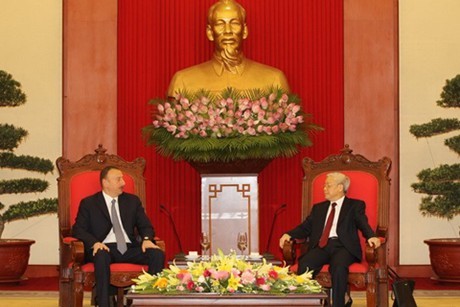 Sekjen KS PKV, Nguyen Phu Trong menerima Presiden Azerbaijan, Ilham Aliyev - ảnh 1