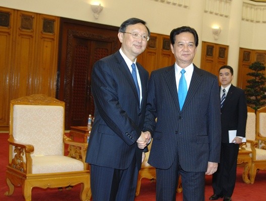 PM Nguyen Tan Dung menerima Anggota Dewan Negara Tiongkok, Yang Jiechi - ảnh 1
