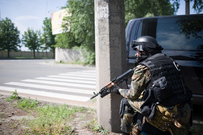 Semua fihak di Ukraina menyetujui satu perintah gencatan senjata sementara - ảnh 1