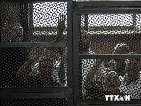 Mesir terus memberikan hukuman penjara terhadap ratusan pendukung organisasi Ikhwanul Muslimin - ảnh 1
