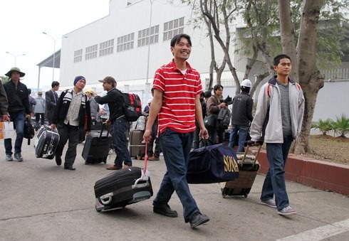Vietnam siap mengungsikan warga negara di Libia pulang ke Tanah Air - ảnh 1