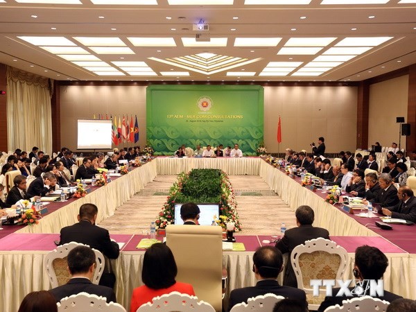 ASEAN dan Tiongkok sepakat melakukan perundingan untuk menaikkan tingkat FTA - ảnh 1
