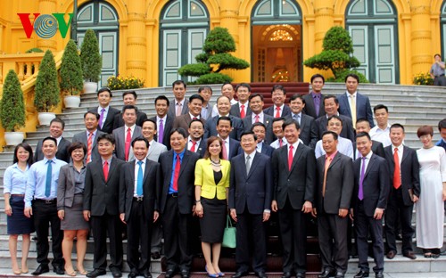 Presiden Truong Tan Sang: Para wirausaha aktif melakukan pembaruan dan konektivitas dalam proses integrasi - ảnh 1