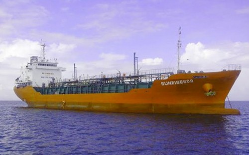 Kapal tanker minyak Sunrise 689 yang menjumpai musibah telah tiba di Ba Ria – Vung Tau pada 10 Oktober - ảnh 1