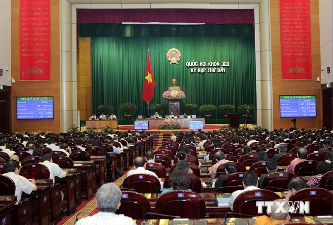 Persidangan ke-8, MN Vietnam angkatan ke-13 akan mengesahkan banyak UU yang bersangkutan dengan organisasi mesin Negara - ảnh 1