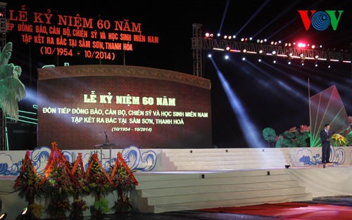 Memperingati ultah ke-60 Hari menerima rakyat, komandan, prajurit dan pelajar dari Vietnam Selatan  berhijrah ke Vietnam Utara di provinsi Thanh Hoa (1954-2014) - ảnh 1