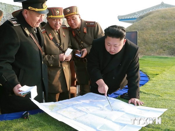 Pemimpin RDR Korea, Kim Jong Un memimpin latihan perang besar - ảnh 1
