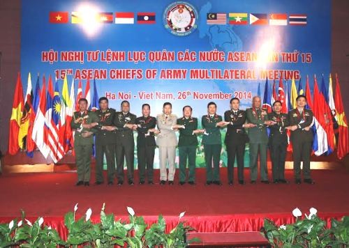 Konferensi ke-15 Para Panglima Angkatan Darat negara-negara ASEAN - ảnh 1
