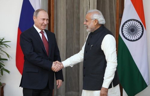 India dan Rusia mendorong hubungan kerjasama strategis - ảnh 1